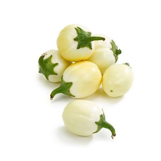 Fresh white garden eggs ready for market
